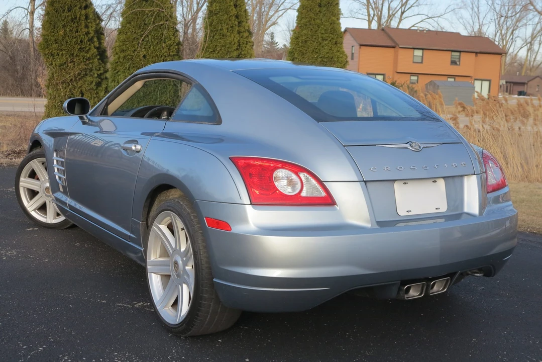 2007 Chrysler Crossfire - Image 4 of 31