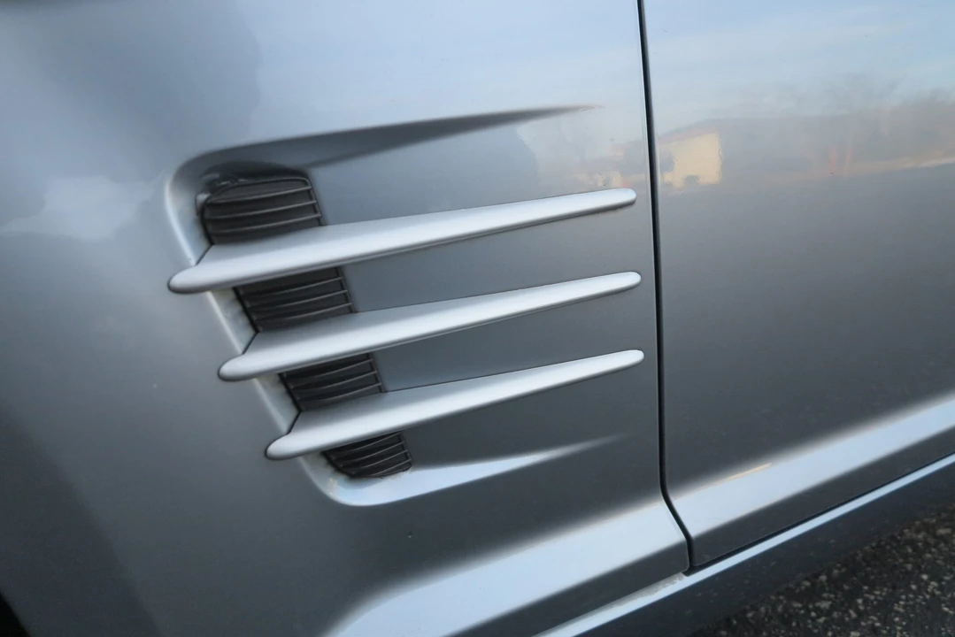 2007 Chrysler Crossfire - Image 30 of 31