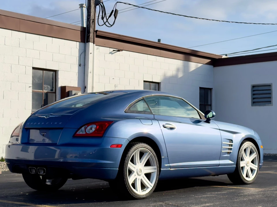 2007 Chrysler Crossfire - Image 15 of 31