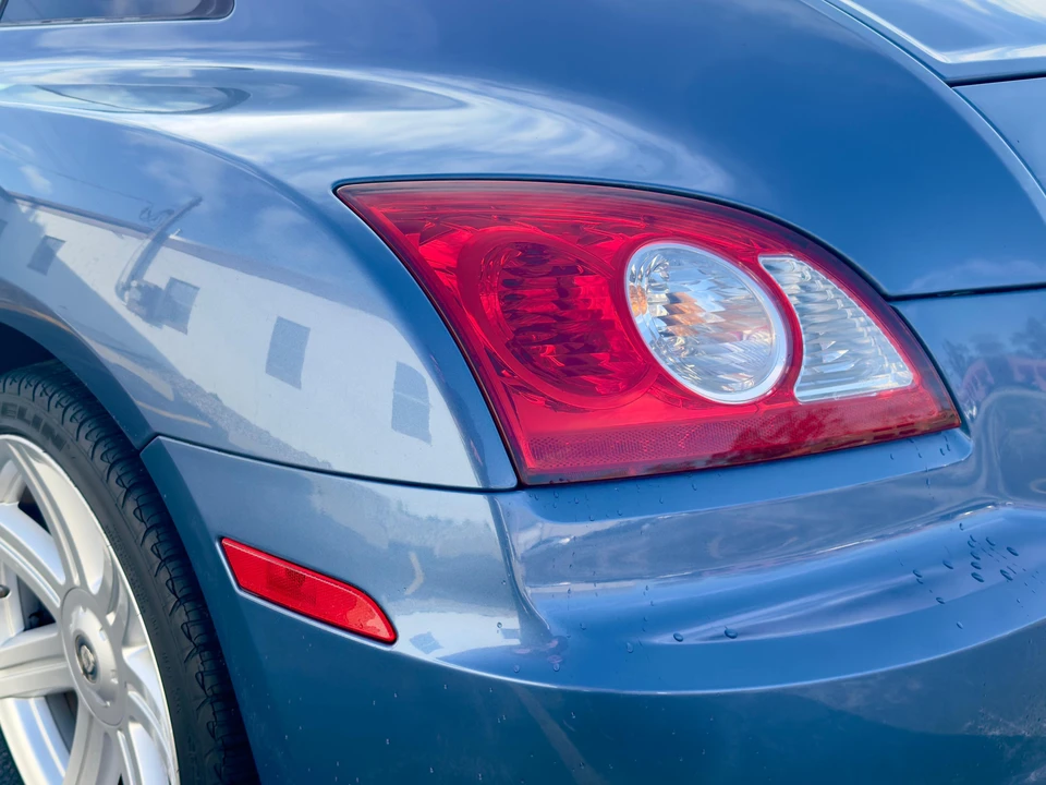 2007 Chrysler Crossfire - Image 24 of 31