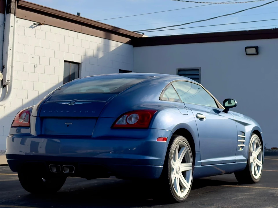2007 Chrysler Crossfire - Image 14 of 31