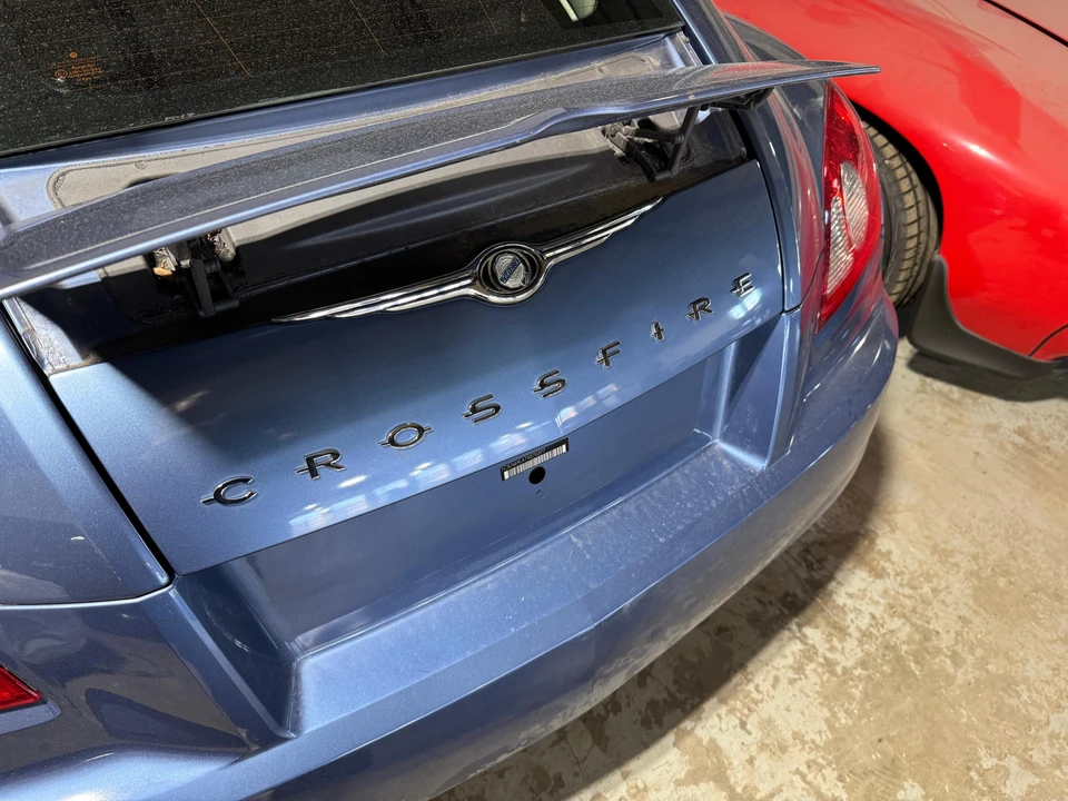 2007 Chrysler Crossfire - Image 25 of 31