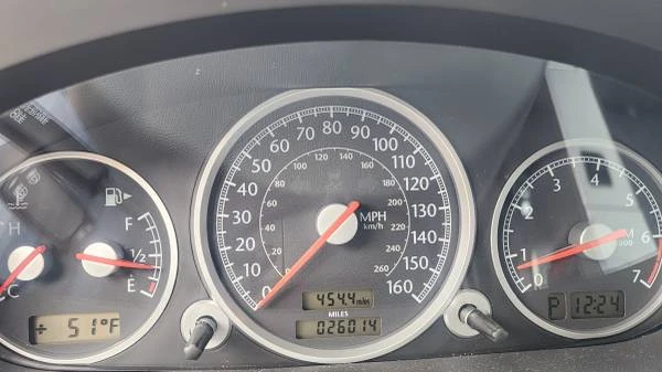 2007 Chrysler Crossfire - Image 10 of 15
