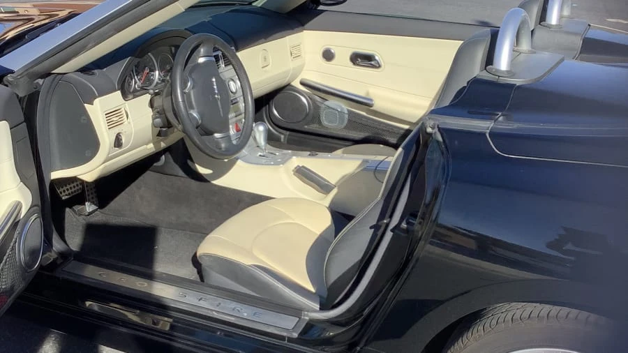 2007 Chrysler Crossfire - Image 4 of 7