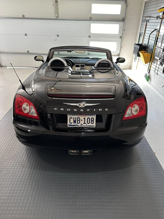 2007 Chrysler Crossfire - Image 23 of 31