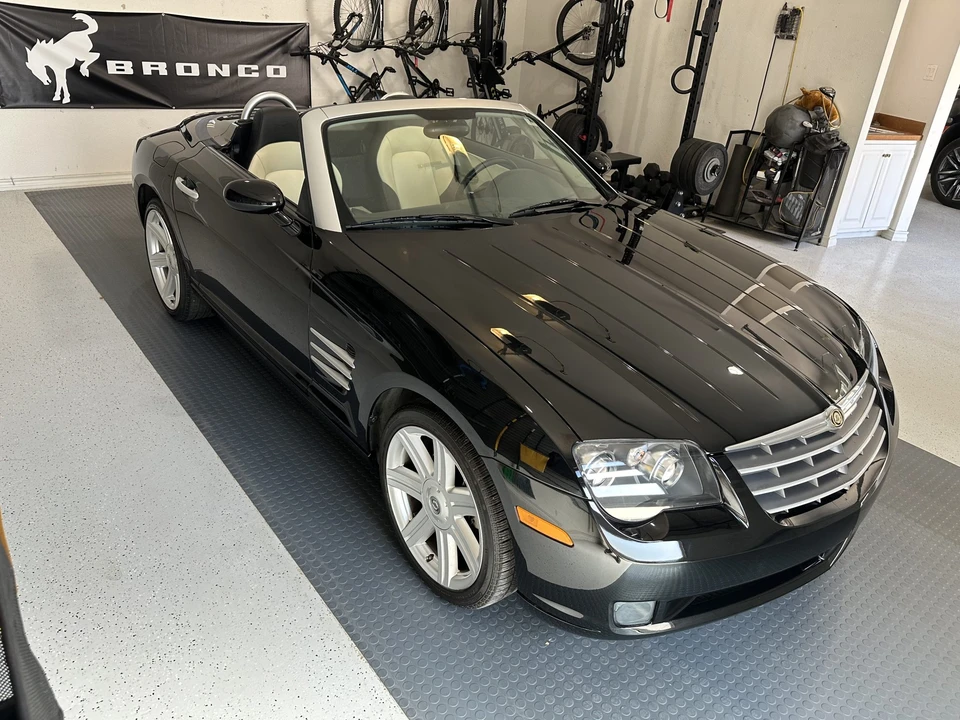2007 Chrysler Crossfire - Image 21 of 31