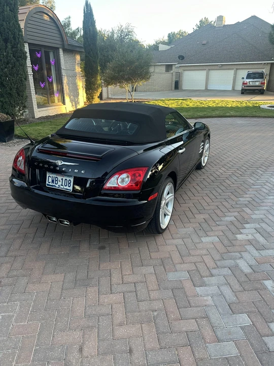 2007 Chrysler Crossfire - Image 15 of 31