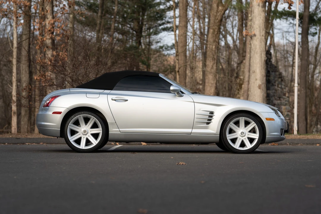 2007 Chrysler Crossfire - Image 5 of 31