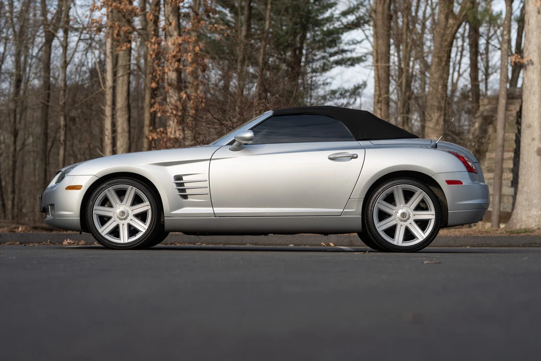 2007 Chrysler Crossfire - Image 11 of 31