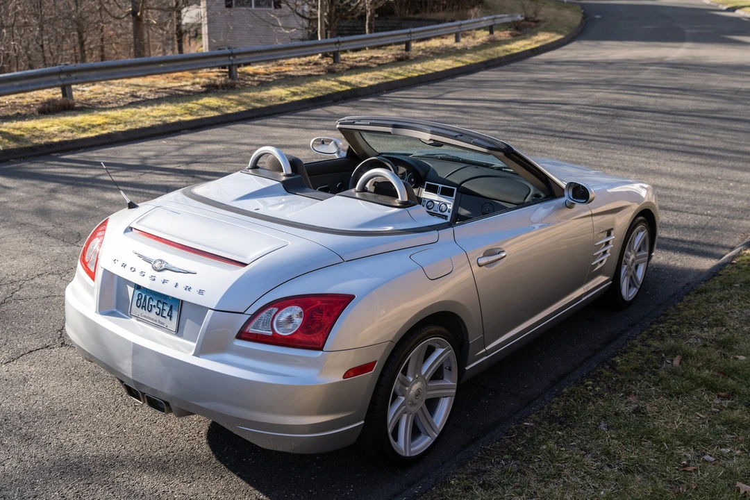 2007 Chrysler Crossfire - Image 20 of 31