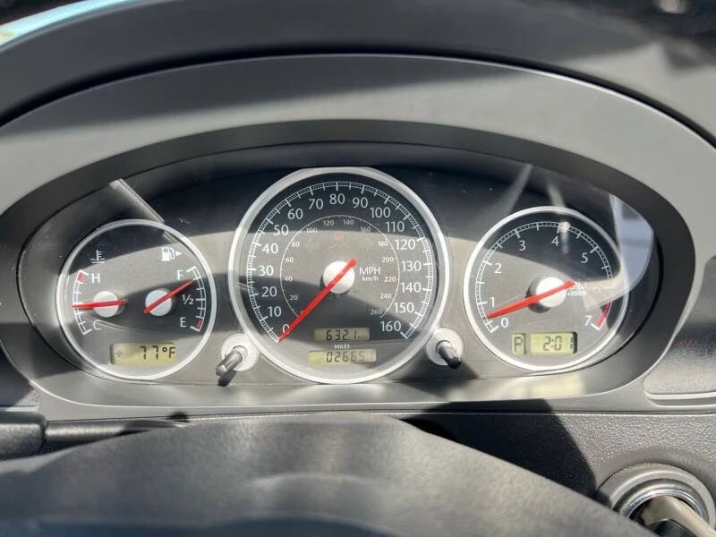 2007 Chrysler Crossfire - Image 27 of 31