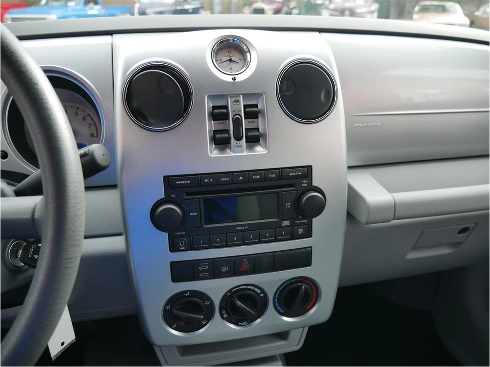 2007 Chrysler PT Cruiser - Image 22 of 31