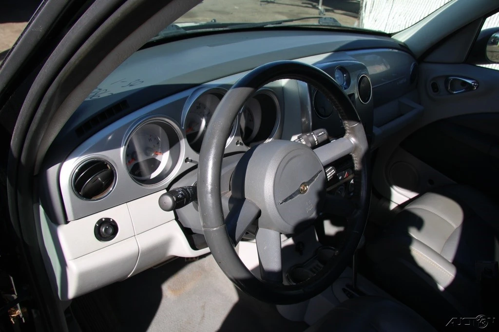 2007 Chrysler PT Cruiser - Image 14 of 21