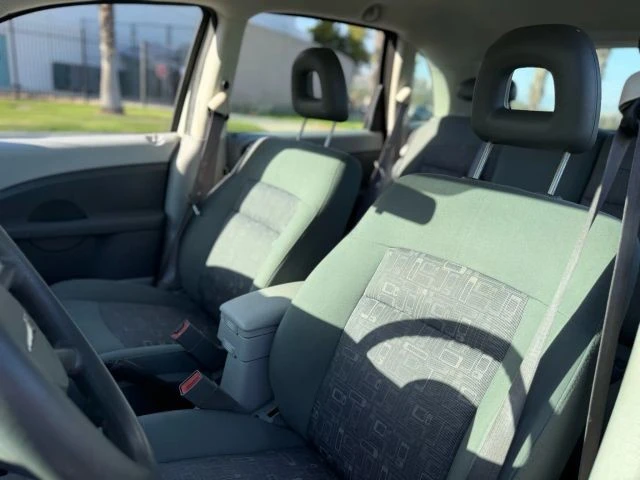 2007 Chrysler PT Cruiser - Image 13 of 21