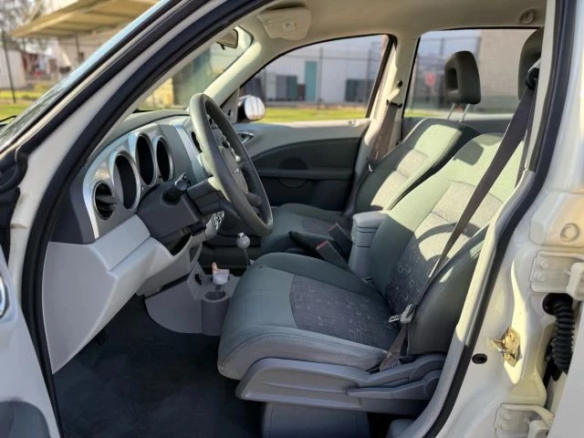 2007 Chrysler PT Cruiser - Image 11 of 21