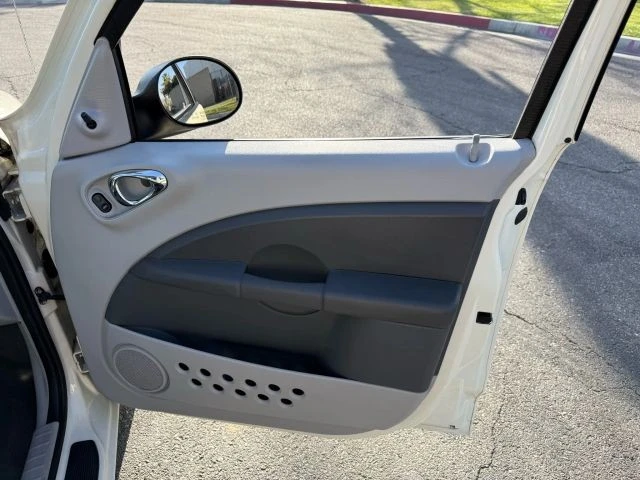 2007 Chrysler PT Cruiser - Image 18 of 21