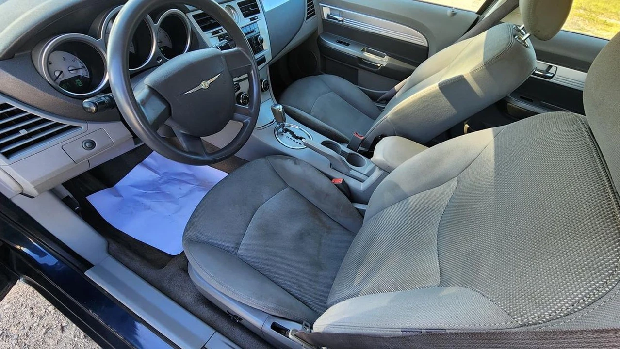 2007 Chrysler Sebring - Image 9 of 12