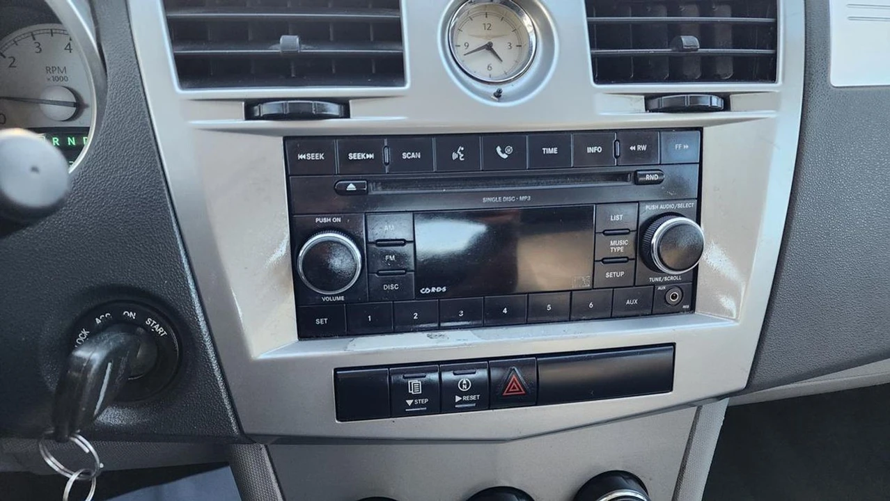 2007 Chrysler Sebring - Image 20 of 21