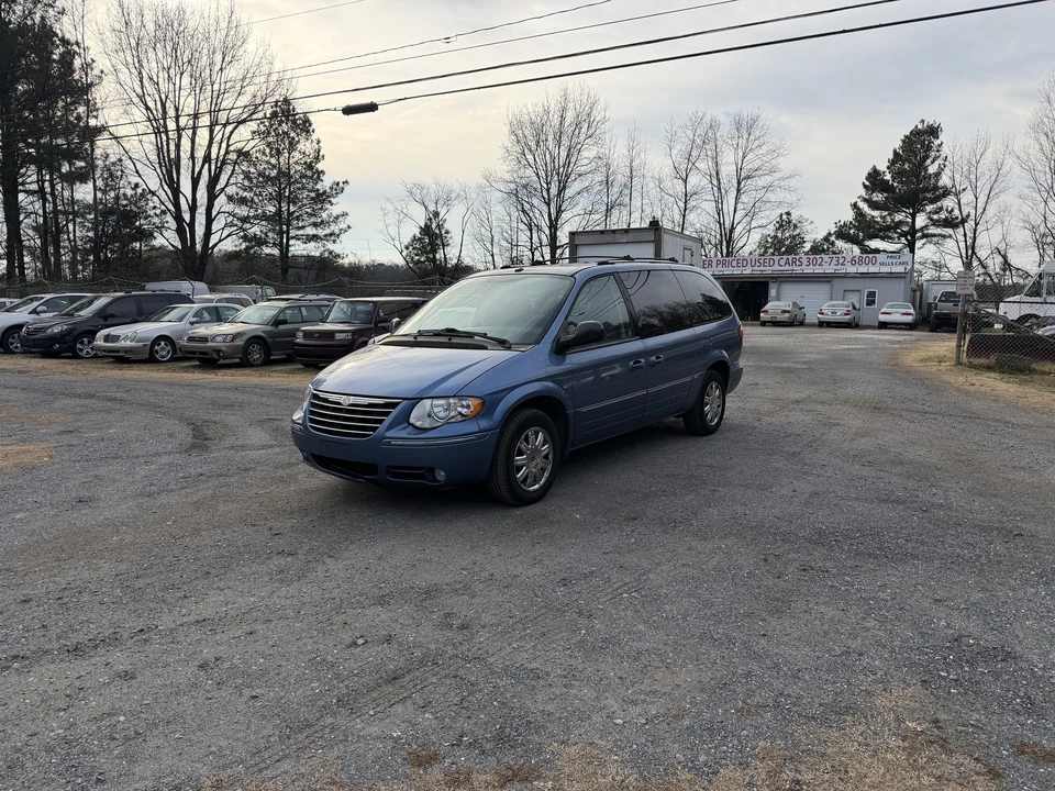 2007 Chrysler Town & Country - Image 21 of 21