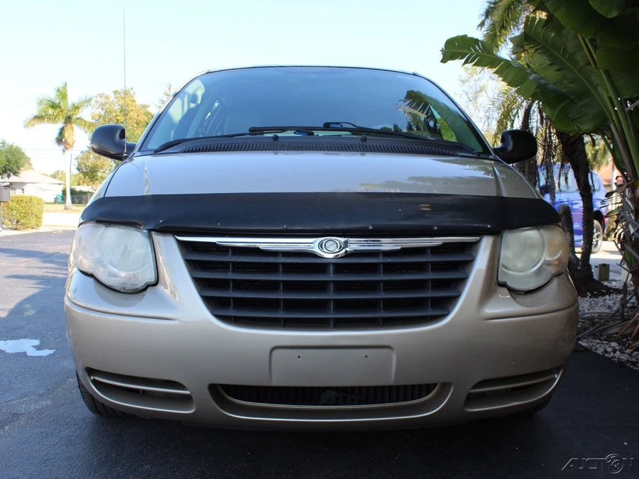 2007 Chrysler Town & Country - Image 9 of 12
