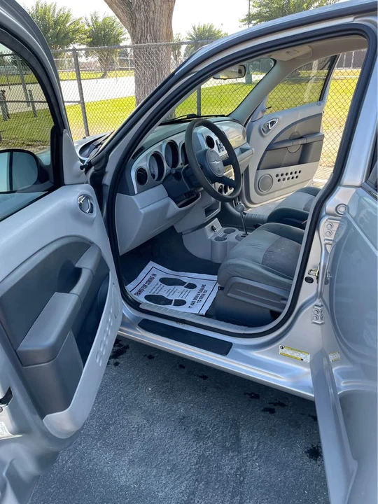 2007 Chrysler PT Cruiser - Image 2 of 5