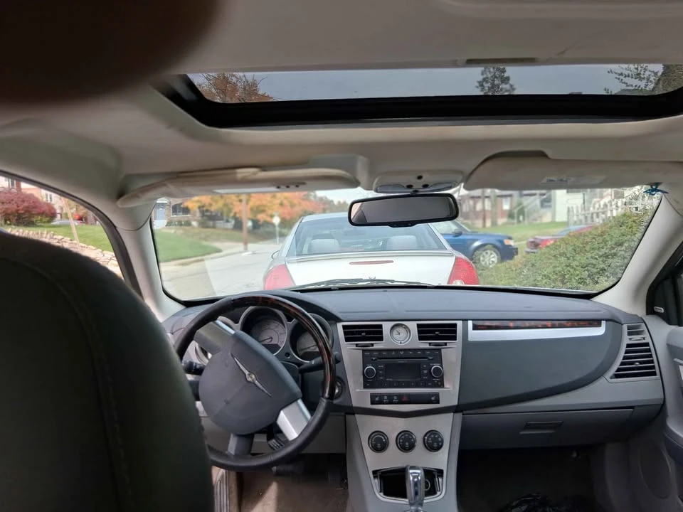 2007 Chrysler Sebring - Image 3 of 12