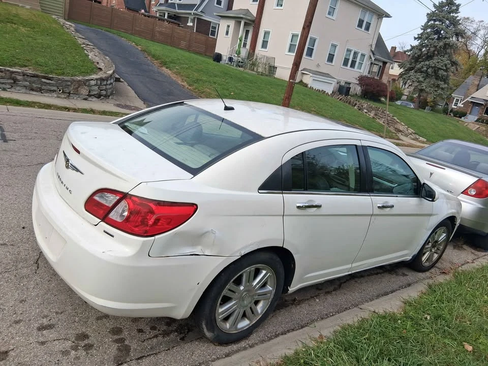 2007 Chrysler Sebring - Image 10 of 12