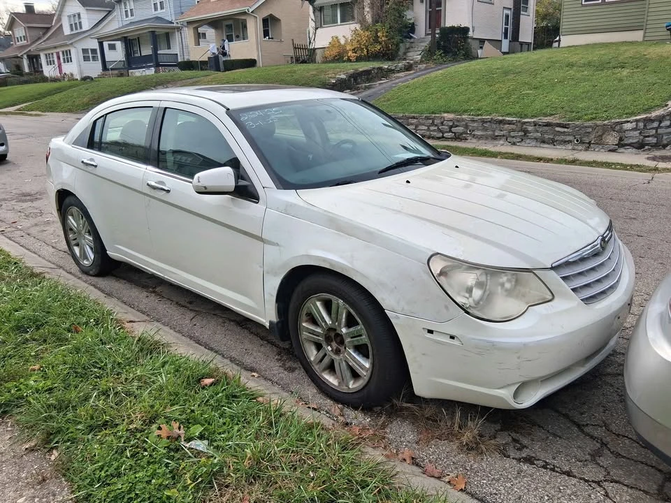 2007 Chrysler Sebring - Image 2 of 12
