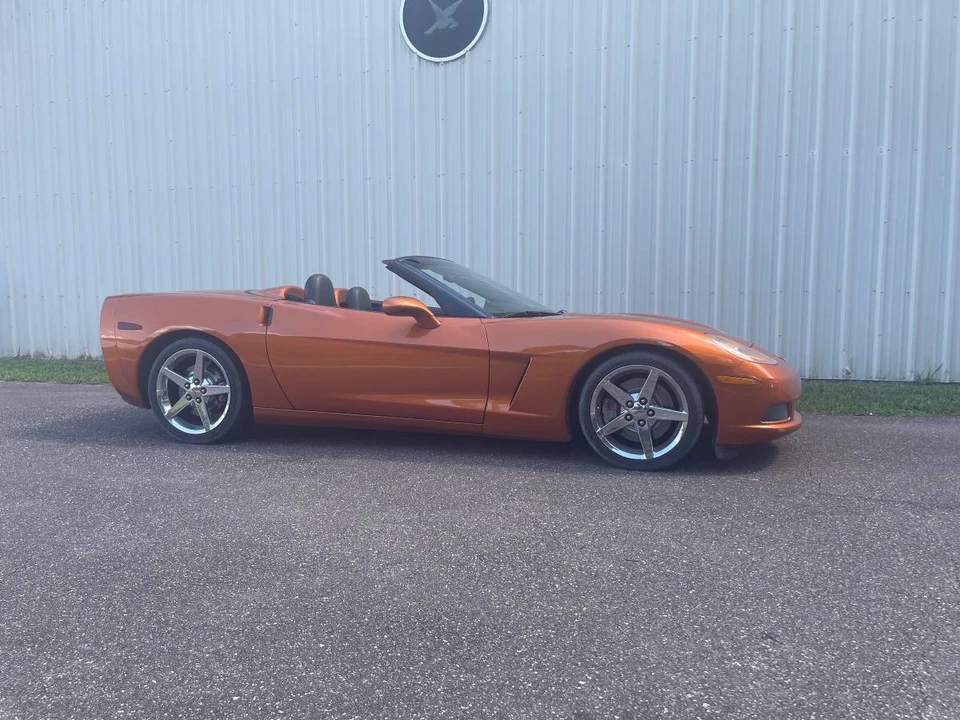 2007 Chevrolet Corvette C6 - Image 2 of 12