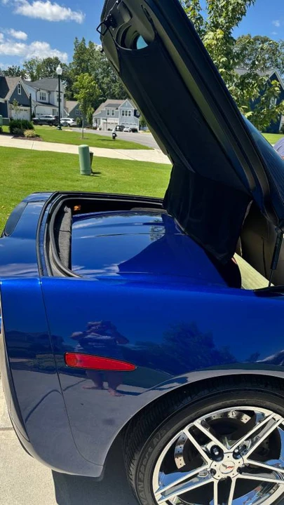 2007 Chevrolet Corvette C6 - Image 8 of 9