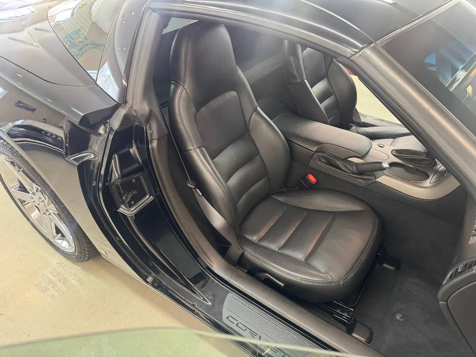 2007 Chevrolet Corvette C6 - Image 16 of 19