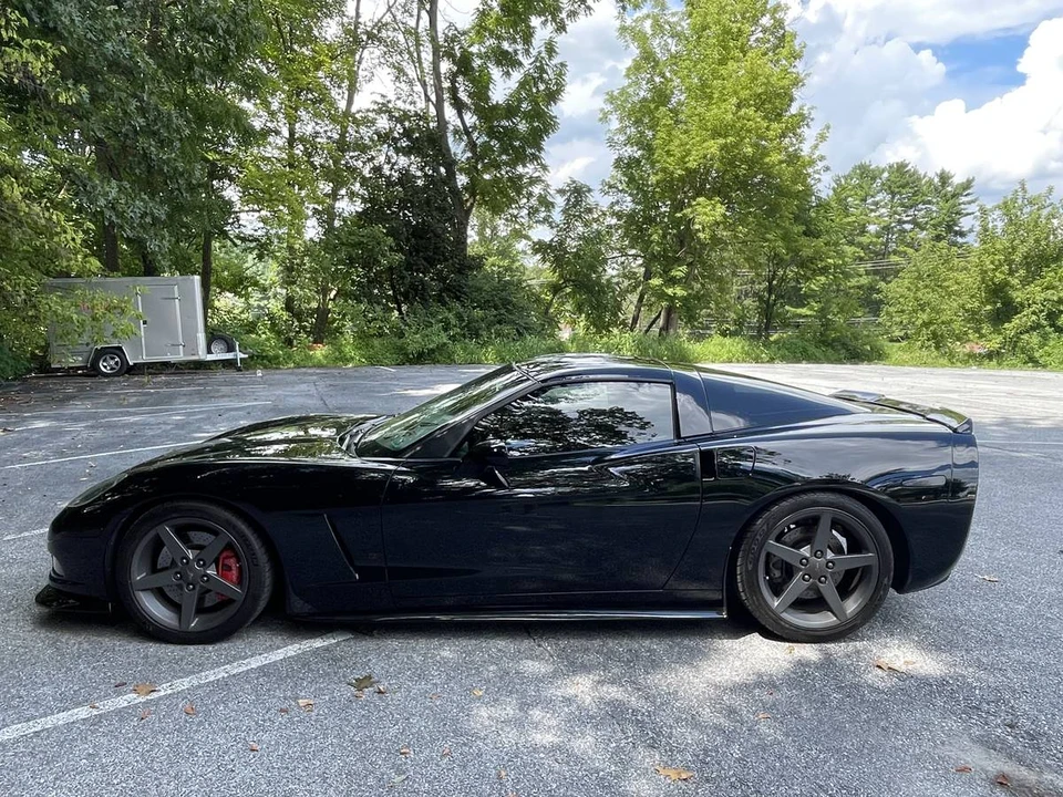 2007 Chevrolet Corvette C6 - Image 2 of 12