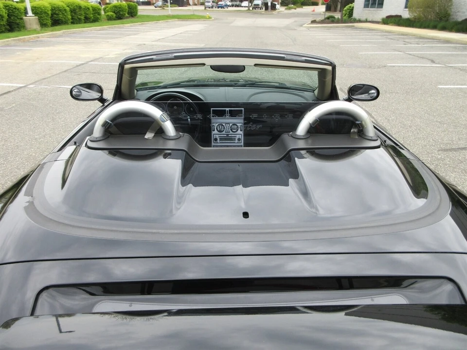 2007 Chrysler Crossfire - Image 16 of 24