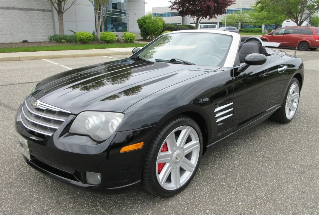 2007 Chrysler Crossfire - Image 5 of 24