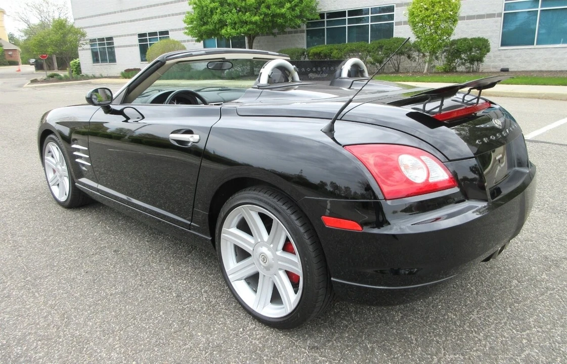 2007 Chrysler Crossfire - Image 3 of 24