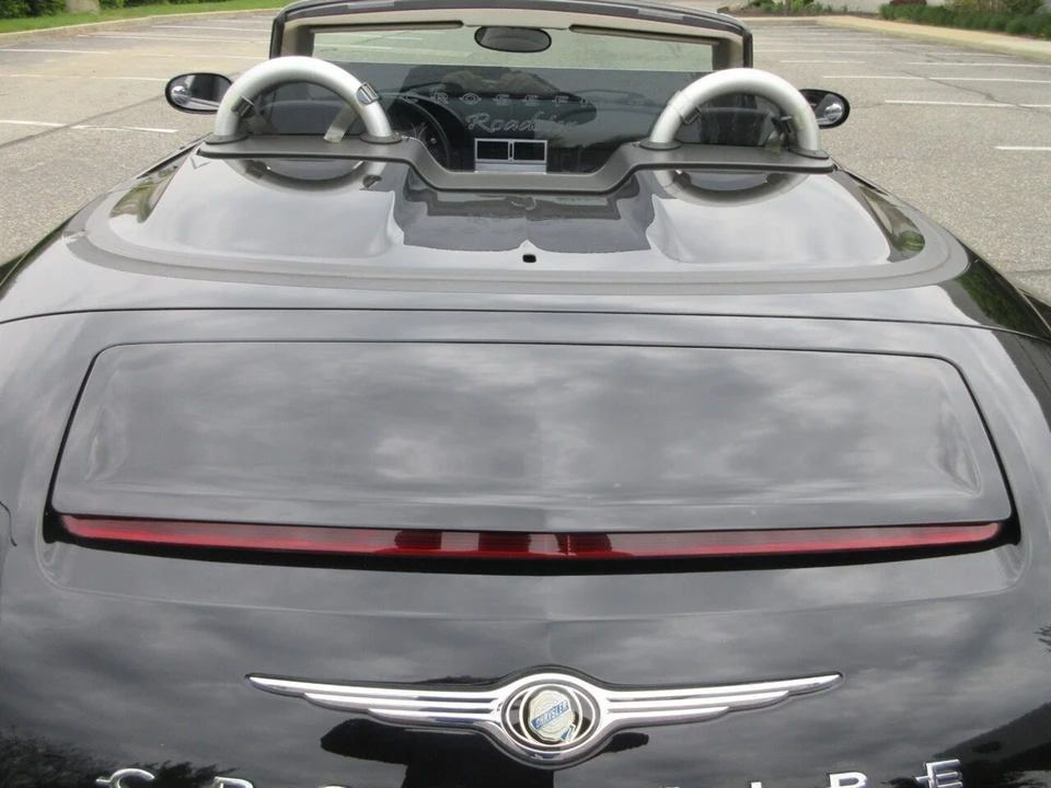 2007 Chrysler Crossfire - Image 15 of 24