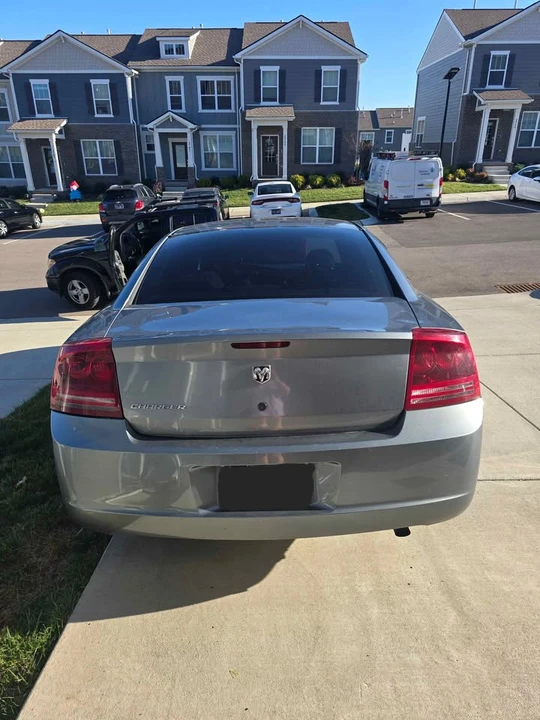 2007 Dodge Charger 6th Gen - Image 5 of 8