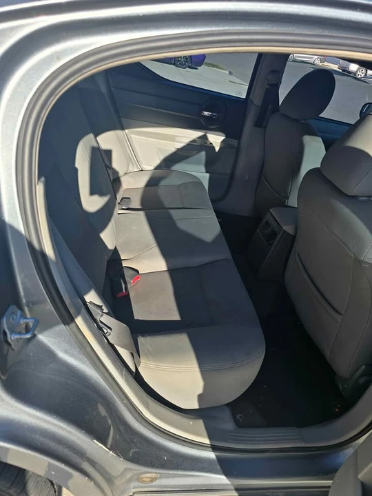 2007 Dodge Charger 6th Gen - Image 7 of 8