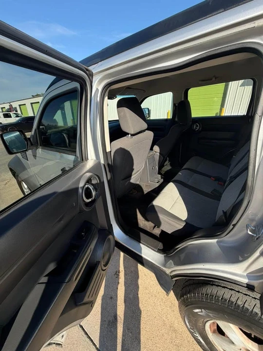 2007 Dodge Nitro - Image 5 of 14