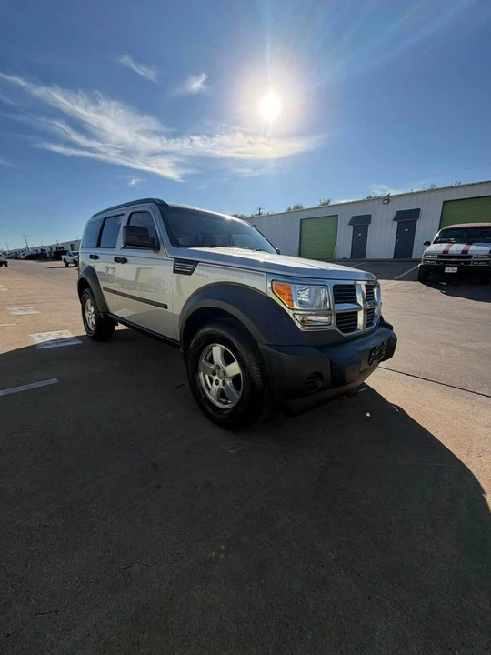 2007 Dodge Nitro - Image 2 of 14
