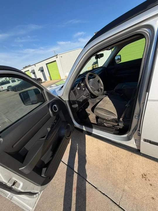 2007 Dodge Nitro - Image 14 of 14