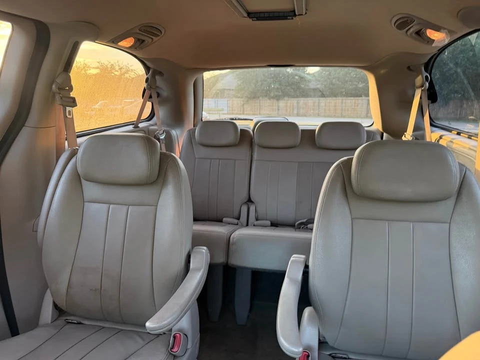 2007 Dodge Caravan - Image 9 of 15