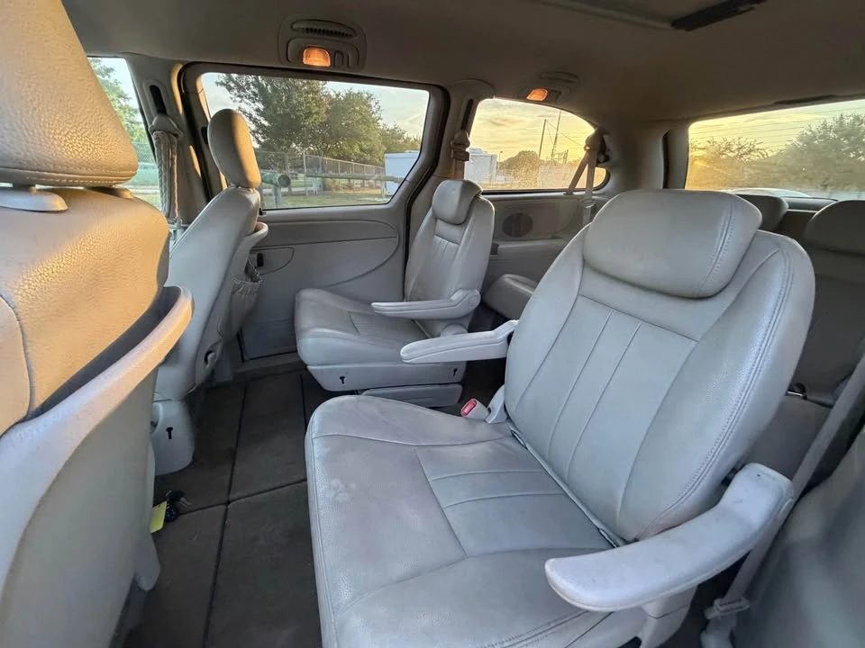 2007 Dodge Caravan - Image 11 of 15