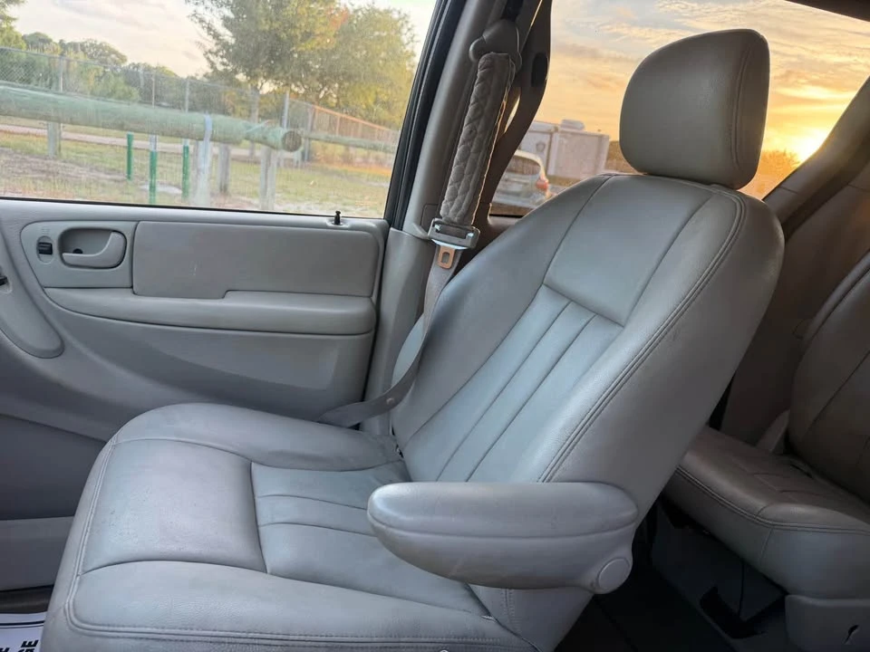 2007 Dodge Caravan - Image 10 of 15
