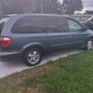 2007 Dodge Caravan SXT Minivan 4D