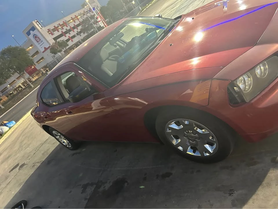 2007 Dodge Charger 6th Gen - Image 2 of 6