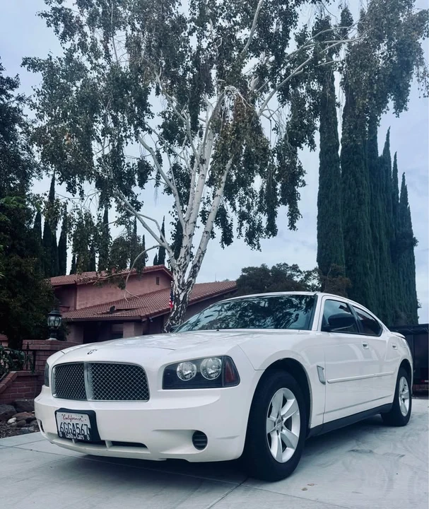 2007 Dodge Charger 6th Gen - Image 2 of 18
