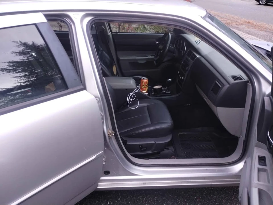 2007 Dodge Charger 6th Gen - Image 4 of 8