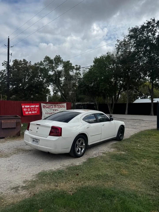 2007 Dodge Charger 6th Gen - Image 4 of 5