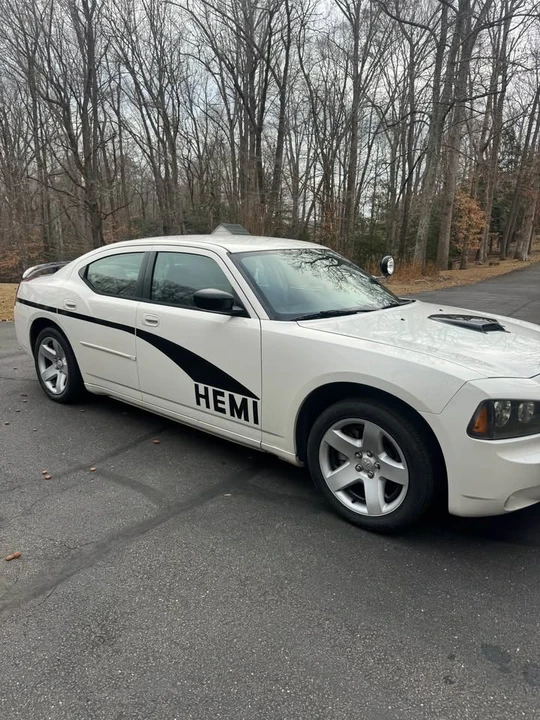 2007 Dodge Charger 6th Gen - Image 4 of 19